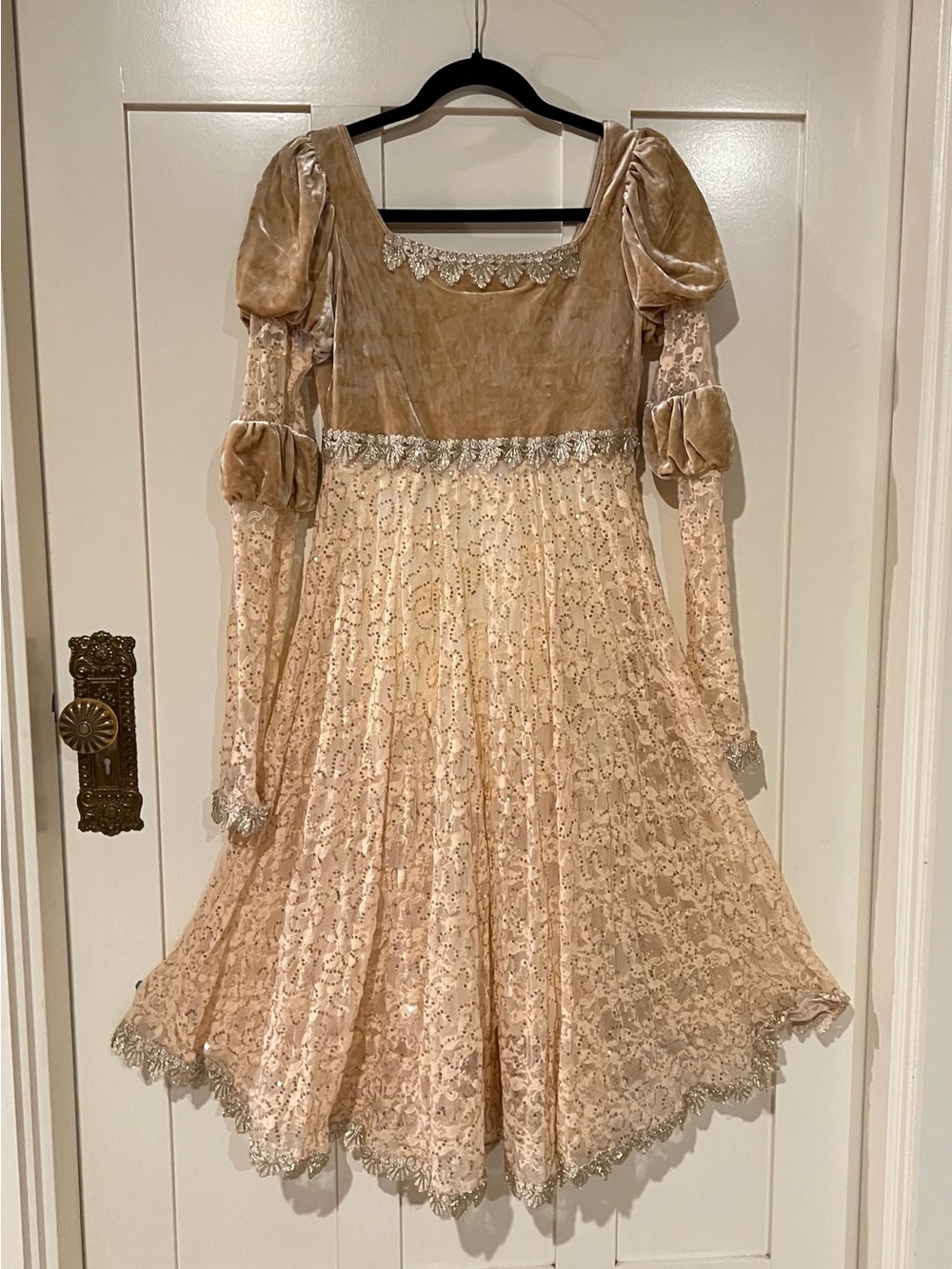 Renaissance Revolution Dance Costume Size Medium Adult